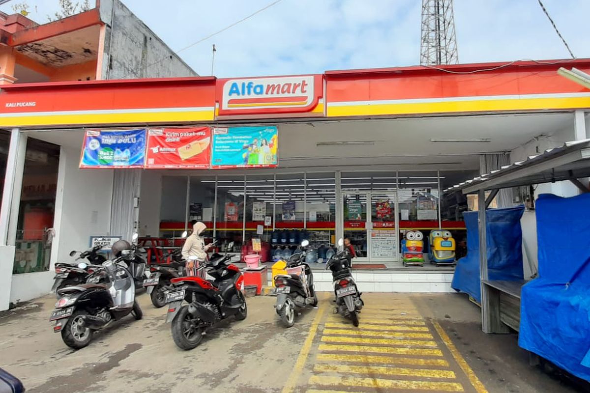 Coffee Shops on Ir Juanda Street: Rivalry Heats Up as Citimall Arrives